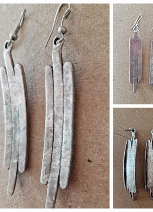 Boucles d'oreilles argentées longues, merk: sansnom., staat: Nieuw zonder prijskaartje, € 5,00, € 5,95 inclusief Kopersbescherming