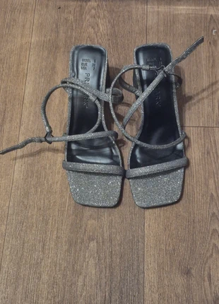 Silver glittery heels, brand: Primark, condition: Very good, size: 5, £3.00, £3.85 includes Buyer Protection