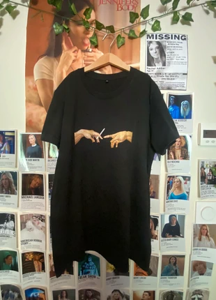 T-shirt , brand: Shein, condition: Good, size: XS / 34 / 6, €8.00, €9.10 includes Buyer Protection