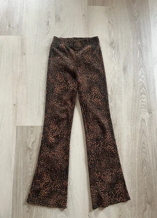 Leggins leopardati zara flare, brand: Zara, condizioni: Ottime, taglia: S / IT 40 / EU 36, €7.00, €8.05 include la Protezione acquisti