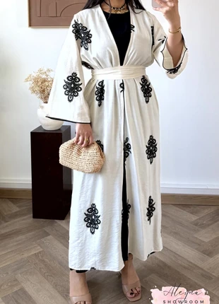 Ensemble Style Caftan, marque: Aleyna Showroom, état: Neuf avec étiquette, taille: Taille unique, 45,00 €, 47,95 € Protection acheteurs incluse