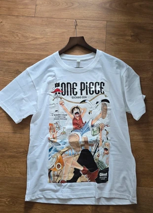 One Piece Luffy Crew Clasic Tshirt M Kids Size, brand: OnePiece, condition: New without tags, size: One size, £13.50, £14.88 includes Buyer Protection