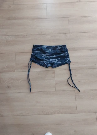 Short de sport, brand: Body, condizioni: Nuovo con cartellino, taglia: M / IT 42 / EU 38, €9.00, €10.15 include la Protezione acquisti