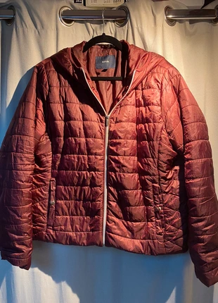 Doudoune Bordeau Kiabi, marke: Kiabi, zustand: Sehr gut, größe: XL / 42 / 14, 5,00 €, 5,95 € inklusive Vinted-Käuferschutz