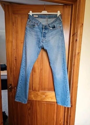 Levis mens straight jeans, faded, light blue waist 30, leg 32, brand: Levi's, condition: Very good, size: W30, £20.00, £21.70 includes Buyer Protection