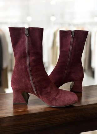 Bottines bordeaux en Suédine pointure 40, marke: YKK, zustand: Sehr gut, größe: 40, 16,00 €, 17,50 € inklusive Vinted-Käuferschutz