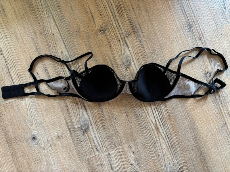 Soutien-gorge - photo numéro 3
