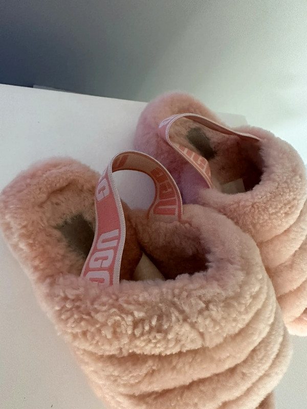 Beverly pink ugg discount slippers