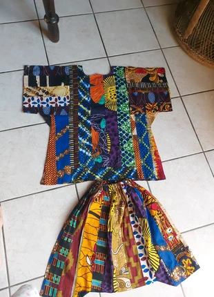 Completo afro, marque: Africa, état: Neuf sans étiquette, taille: 8 ans / 128 cm, 12,00 €, 13,30 € Protection acheteurs incluse