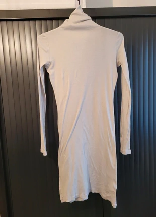 Sous Pull long -Fond de robe Les Petites Bombes Gris clair taille S/M, marke: Les Petites Bombes, zustand: Neu, größe: M / 38 / 10, 5,00 €, 5,95 € inklusive Vinted-Käuferschutz