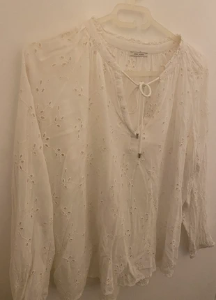 Blouse blanche IKKS broderie anglaise, taille 38 en très bon état porté une fois., marke: IKKS, zustand: Sehr gut, größe: M / 38 / 10, 15,00 €, 16,45 € inklusive Vinted-Käuferschutz