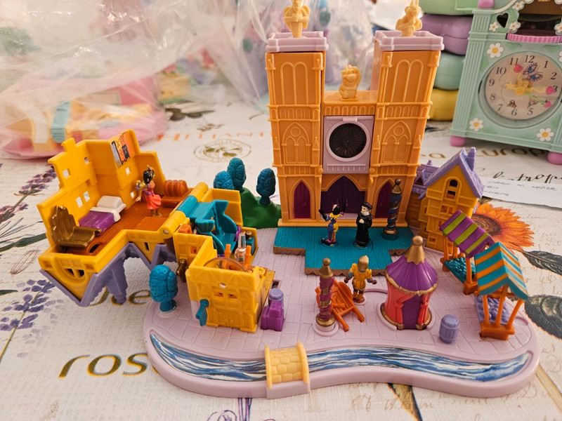 Polly pocket 200 2025