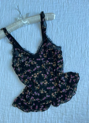 Top a volants imprimé  fleuri, estado: Muito bom, tamanho: S / 36 / 8, €24.00, €25.90 inclui Proteção do Comprador Pro