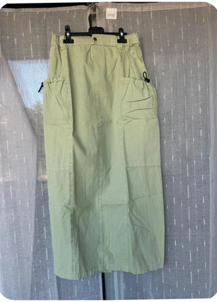 Jupe midi cargo ASOS – Taille 36 – Style utilitaire tendance, marque: ASOS, état: Neuf sans étiquette, taille: S / 36 / 8, 12,00 €, 13,30 € Protection acheteurs (Pro) incluse