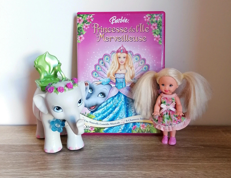  Barbie Princesse de l'île Merveilleuse : Un livre