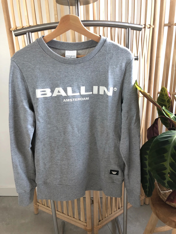 Pure White sweater grijs Ballin Amsterdam