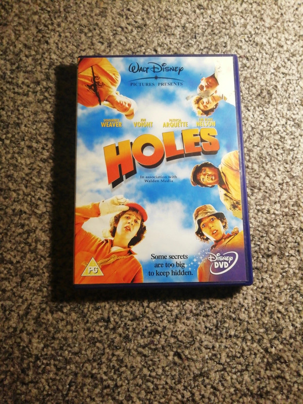Holes DVD - Vinted