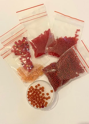 Lots de perles tons rouge/ orange, condizioni: Nuovo con cartellino, €4.00, €4.90 include la Protezione acquisti