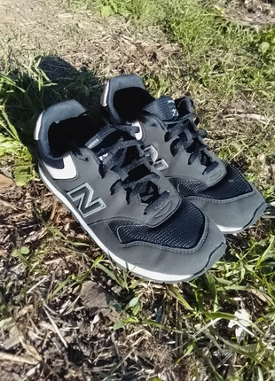 Baskets Noir New Balance 393 Taille 38,5 Femme, marca: New Balance, estado: Muito bom, tamanho: 38.5, €25.00, €26.95 inclui Proteção do Comprador