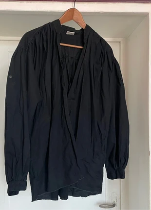 chemise noire en coton à fronces, marque: Avant Garde, état: Bon état, taille: M, 15,00 €, 16,45 € Protection acheteurs incluse