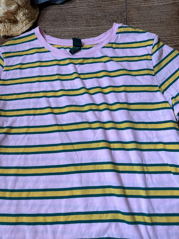 wild fable pink green, yellow stripes sz large crop 1