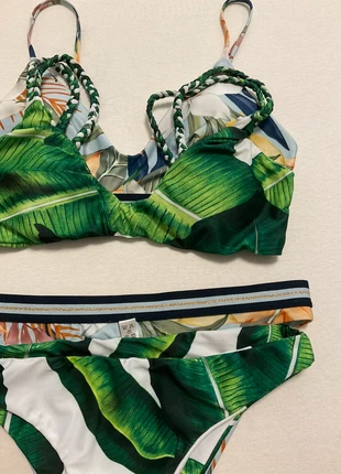 Set bikini tropicali, marque: H&M, état: Très bon état, taille: M / 38 / 10, 10,00 €, 11,20 € Protection acheteurs incluse