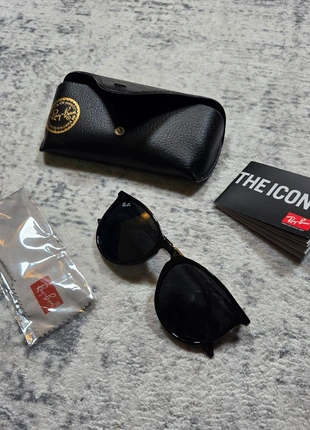 Lunettes De Soleil Ray-Ban Noires Et Dorées Avec Étui Officiel, marque: Ray-Ban, état: Très bon état, 89,95 €, 95,15 € Protection acheteurs (Pro) incluse