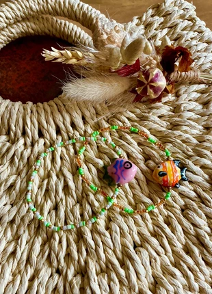 Bracelet fantaisies petits poissons en perles, marque: Fait Main, état: Neuf sans étiquette, 5,00 €, 5,95 € Protection acheteurs incluse