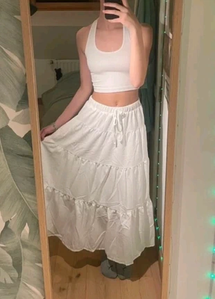 Jupe longue blanche, merk: Reliopo, staat: Heel goed, maat: M / 38 / 10, € 29,90, € 32,10 inclusief Kopersbescherming