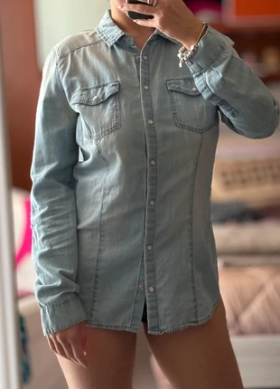 Camicetta jeans, marca: Stradivarius, estado: Nuevo sin etiquetas, tamaño: M / 38 / 10, 16,00 €, 17,50 € Protección al comprador incluida