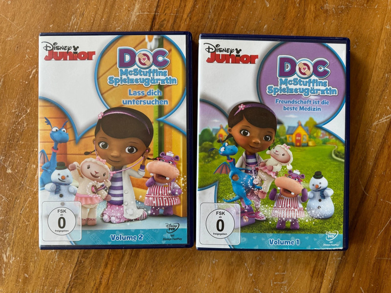Kinder DVDs 2 Stück: DOC Mc Stuffins Spielzeugärztin 1