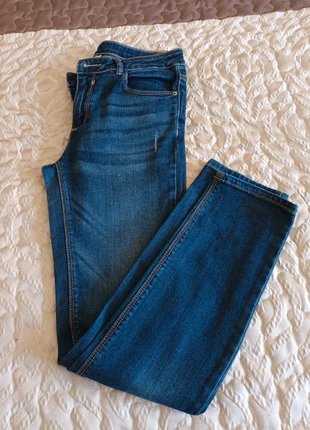 Vaquero elástico azul de Zara, brand: Zara, condizioni: Ottime, taglia: 12 anni / 152 cm, €7.50, €8.58 include la Protezione acquisti