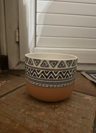 Cache pot, marque: Monoprix, état: Très bon état, 15,00 €, 16,45 € Protection acheteurs incluse