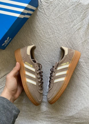 Adidas Handball spezial chalky brown - 39, brand: adidas, condition: Very good, size: 39, €120.00, €126.70 includes Buyer Protection