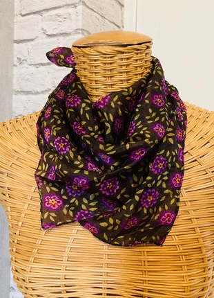 Foulard vintage | fleuri 🌼, marca: Vintage, estado: Muy bueno, 6,00 €, 7,00 € Protección al comprador incluida