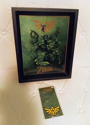 Lot The Legend of Zelda 🎮 cadre 3D holographique + porte-clés neuf Nintendo Triforce, brand: Collection, condition: Very good, €20.00, €21.70 includes Buyer Protection