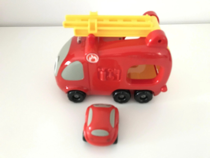 Voiture Vroom Planet Smoby - Pompier rouge avec échelle