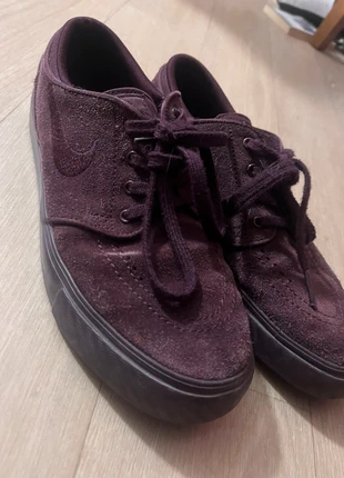 Nike sb bordeaux, marke: Nike SB, zustand: Sehr gut, größe: 39, 24,00 €, 25,90 € inklusive Vinted-Käuferschutz