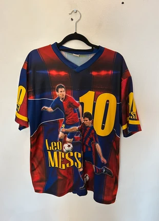 T-shirt Homme Léo Messi – Taille L (convient M), marca: marque indépendante, estado: Bom, tamanho: L, €8.00, €9.10 inclui Proteção do Comprador