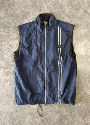 Veste Nike sans manche / très bon état / taille L, marque: Nike, état: Très bon état, taille: L, 16,90 €, 18,45 € Protection acheteurs incluse