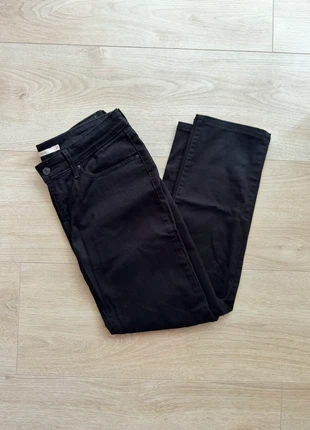 Jeans Levi Strauss & Co - 712 slim, merk: Levi Strauss & Co., staat: Heel goed, maat: M / 38 / 10, € 20,00, € 21,70 inclusief Kopersbescherming