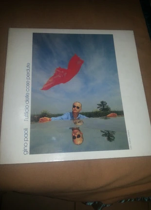 Vinile come nuovo originale 33 giri completo:Gino Paoli"L'ufficio delle cose perdute"1°stampa origin, condizioni: Ottime, €20.00, €21.70 include la Protezione acquisti