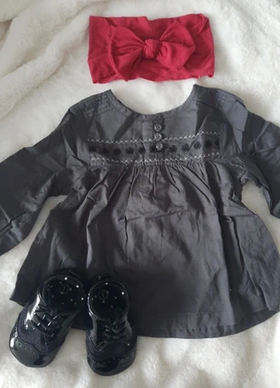 Magnifique ensemble de fête de Noël 🎄 , marca: Zara, estado: Novo com etiquetas, tamanho: 6-9 meses / 68 cm, €11.00, €12.25 inclui Proteção do Comprador