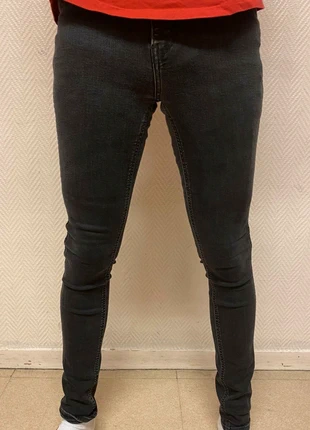 Jeqn levi's noir skinny , brand: Levi's, condition: Very good, size: S, €25.00, €26.95 includes Buyer Protection