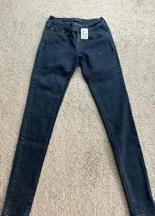 2065. Levi’s 535 W24 L32, marque: Levi's, état: Bon état, taille: XS / 34 / 6, 28,00 €, 30,10 € Protection acheteurs (Pro) incluse