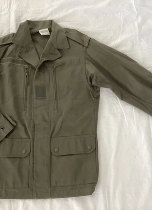 chemise satin armée française anné 80, marque: Armée de Terre, état: Très bon état, taille: M / 38 / 10, 27,00 €, 29,05 € Protection acheteurs incluse