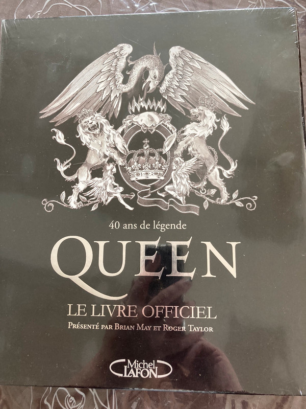 Queen - 40 and de légende le livre officiel