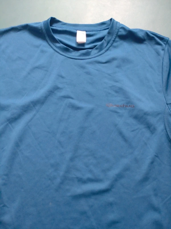 T shirt quechua taille M - photo numéro 2
