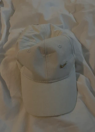 cap nike, marke: Nike, zustand: Gut, größe: Einheitsgröße, 5,00 €, 5,95 € inklusive Vinted-Käuferschutz