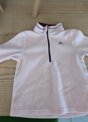 Pull Decathlon fille 3 ans, brand: Decathlon, condition: Very good, size: 3 years / 98 cm, €3.00, €3.85 includes Buyer Protection